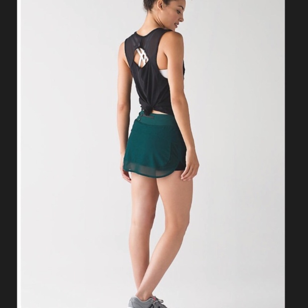 lululemon Hotty Hot II skirt